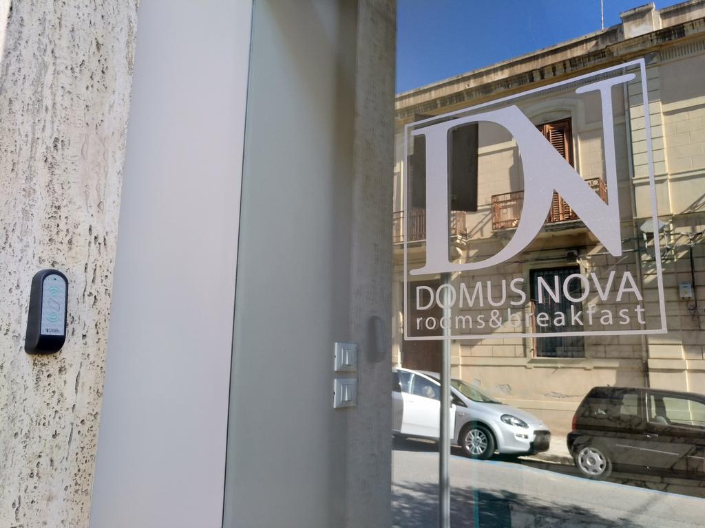 ホテル Domus Nova レッジョ・ディ・カラブリア エクステリア 写真